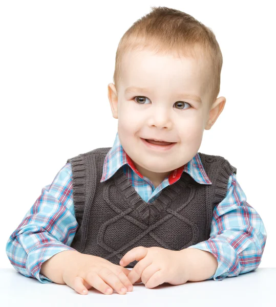 Портрет милого маленького мальчика — стоковое фото