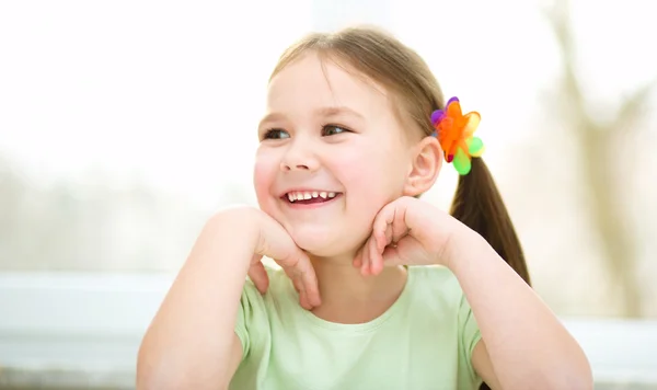 Portrait of a little girl — Stock Photo, Image