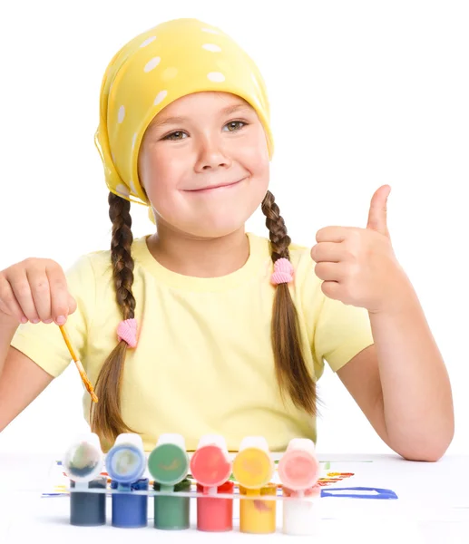 Söta glada barn leka med färger — Stockfoto