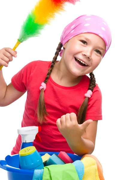 Giovane ragazza è vestita come una cameriera di pulizia — Foto Stock