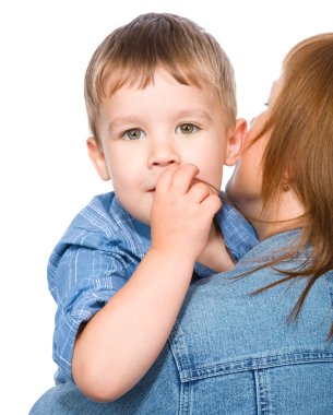 Oğluyla birlikte bir annenin portresi.