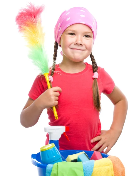 Jovem está vestida como uma empregada de limpeza — Fotografia de Stock