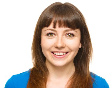 Genç, neşeli kadın.