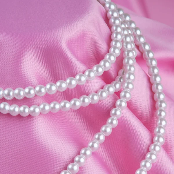 Pearl necklace — Stock Photo, Image