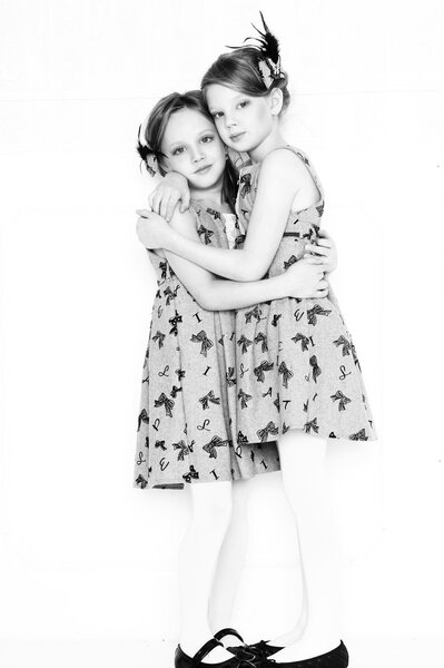 модные девчонки
