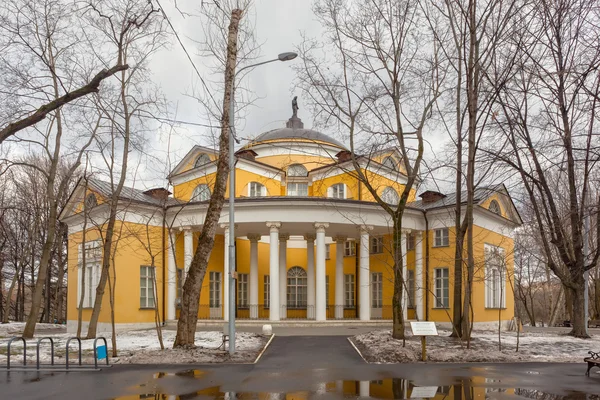 Palácio de Nikolay Durasov localizado em Lyublino, Moscou, Rússia — Fotografia de Stock