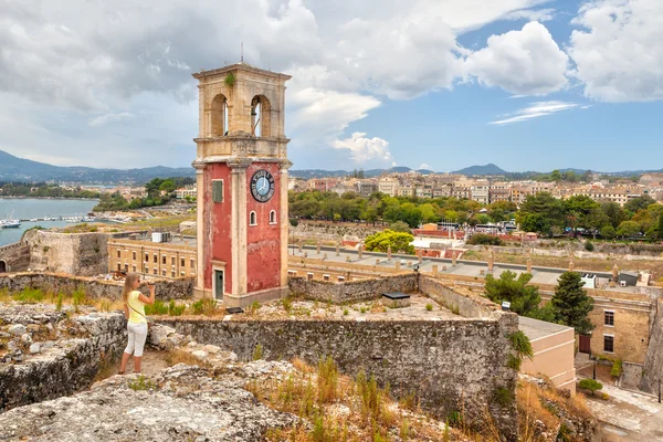 Tourist taking picture of old city at the venetian fortress clo — Stock Photo, Image