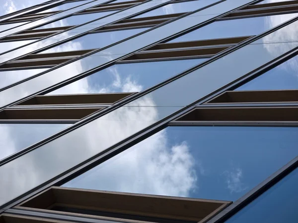 Nubes reflejantes — Foto de Stock