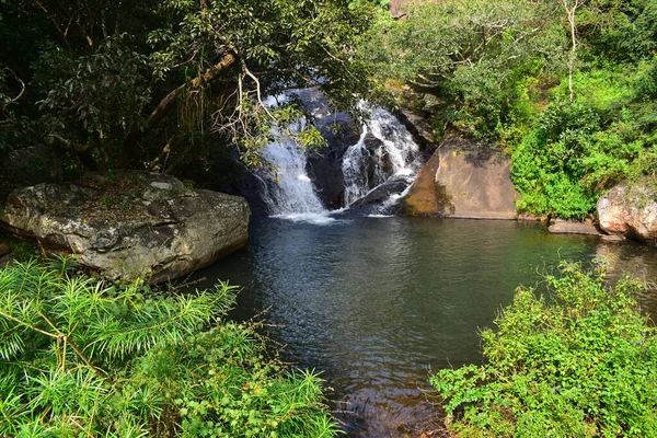 Kannimar Ootru Cachoeiras Triplas Piscina Natural — Fotografia de Stock