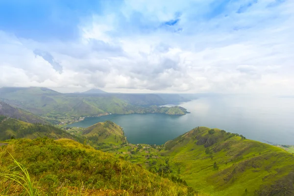 Lago di toba in indonesia — Foto Stock