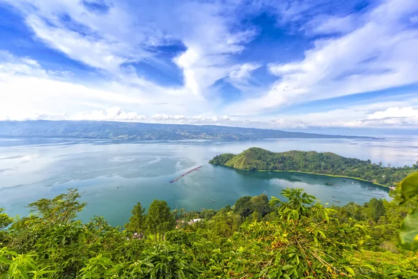 Paysage nuageux de danau toba — Photo