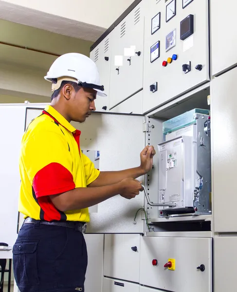 Chargeman bei der Arbeit — Stockfoto