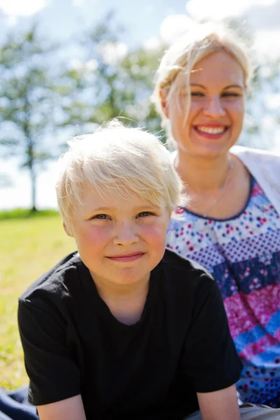 Mãe e filho — Fotografia de Stock