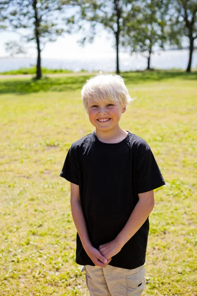 Boy outdoors — Stock Photo, Image