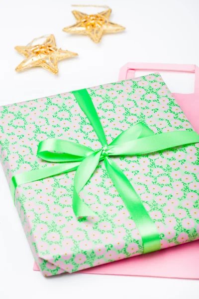 Simple gift — Stock Photo, Image