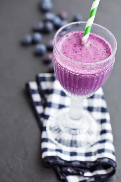 Blueberry milk smoothie — Stock Photo, Image