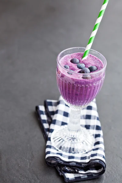 Smoothie de leite de mirtilo — Fotografia de Stock