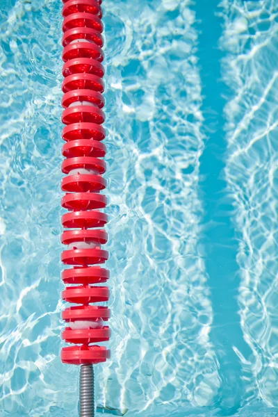 Piscina y cuerda de carril —  Fotos de Stock