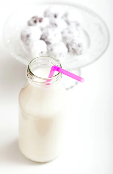 Mléko a sladkosti — Stock fotografie