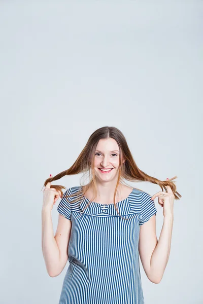 Mujer atractiva feliz — Foto de Stock