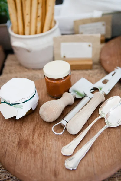 Serving utensils and condiments — Stock Photo, Image