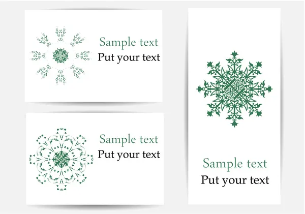 Conjunto vectorial de tarjetas de felicitación con copos de nieve, dedicado a Feliz Navidad y Feliz Año Nuevo — Vector de stock