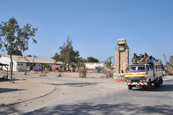 Stad, berbera, Afrika, Somalië, blauwe lucht, auto, straat, — Stockfoto