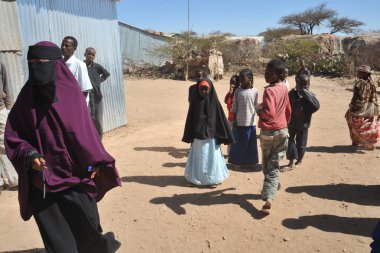 Afrikalı Mülteci ve yerinden kişi BM himayesinde yılında somaliland hargeisa eteklerinde kamp.
