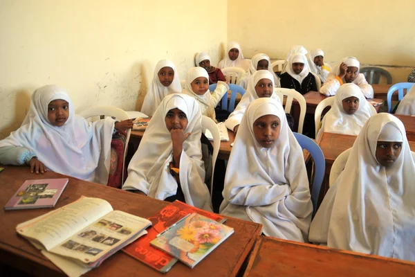 Prima scuola Sole di Hargeysa . — Foto Stock