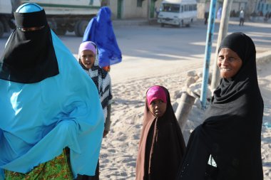 Somalilerle sıkı hargeysa şehir sokaklarında.