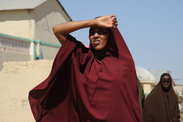 Somalis in the streets of the city of Hargeysa.