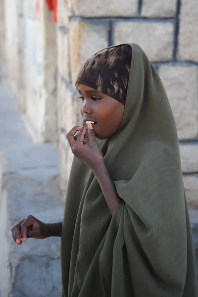 Somalis nas ruas da cidade de Hargeysa . — Fotografia de Stock