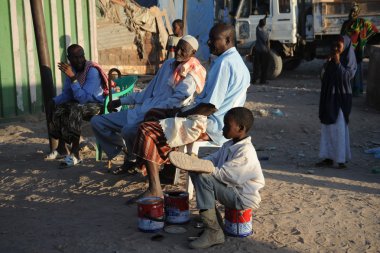 Somalilerle sıkı hargeysa şehir sokaklarında.