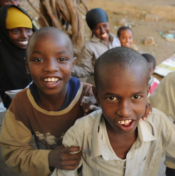 Somalis nas ruas da cidade de Hargeysa . — Fotografia de Stock