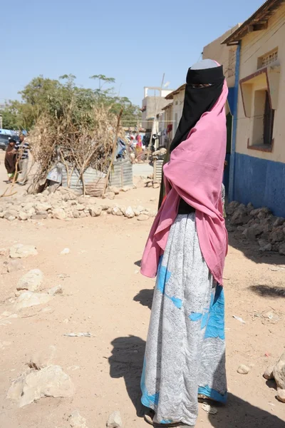 Somalis nas ruas da cidade de Hargeysa . — Fotografia de Stock