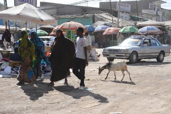 Somalíes en las calles de la ciudad de Hargeysa . —  Fotos de Stock