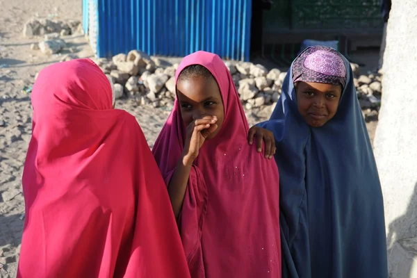 Somalis nas ruas da cidade de Hargeysa . — Fotografia de Stock