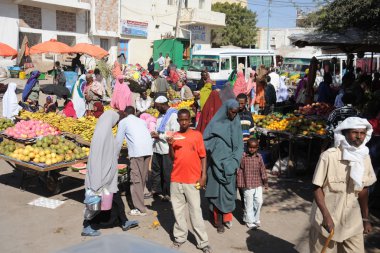 Somalilerle sıkı hargeysa şehir sokaklarında.