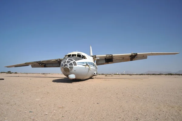 Літак розбився в аеропорту в berbera — стокове фото