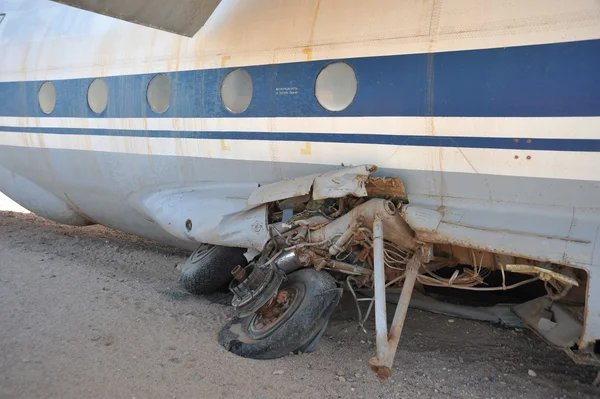 The plane crashed at the airport of the Berbera — Stock Photo, Image
