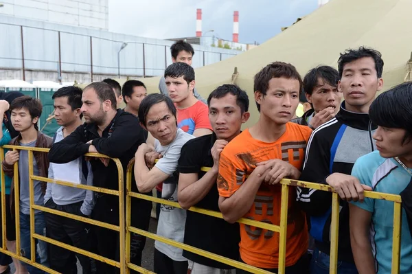 Zorla göç ettirilmiş kişiler için geçici kamp