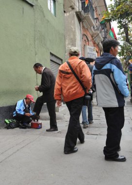 la paz sokaklarında hayat