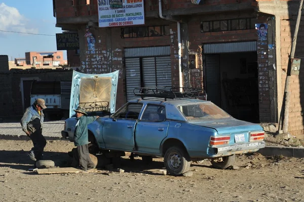 As pessoas nas ruas da cidade de La Paz . — Fotografia de Stock