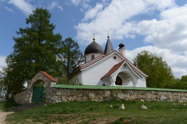 Trinity Kilisesi Köyü byokhovo