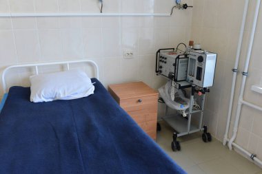  TORZHOK, RUSSIA-MAYIS 29, 2012: Cezaevi hastanesinde yoğun bakım ünitesi