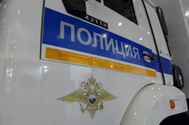 KUBINKA, MOSCOW REGION, RUSSIA 13 Mayıs 2021: Özel bir Kamaz arabasının kapısında 