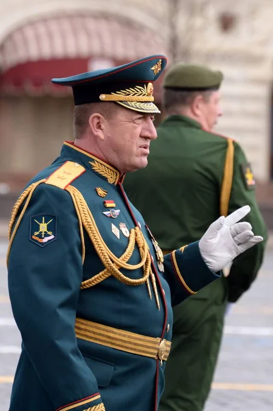 2021年5月7日 莫斯科俄新社 第1近卫军坦克军指挥官谢尔盖 基泽尔中将在莫斯科胜利阅兵式上的彩排 — 图库照片