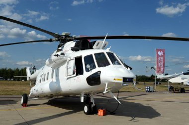 ZHUKOVSKY, MOSCOW REGION, RUSSIA - 20 Temmuz 2021: Mi-171A2 ağır çok amaçlı helikopter Zhukovsky, Rusya 'daki MAKS-2021 Uluslararası Hava Gösterisinde