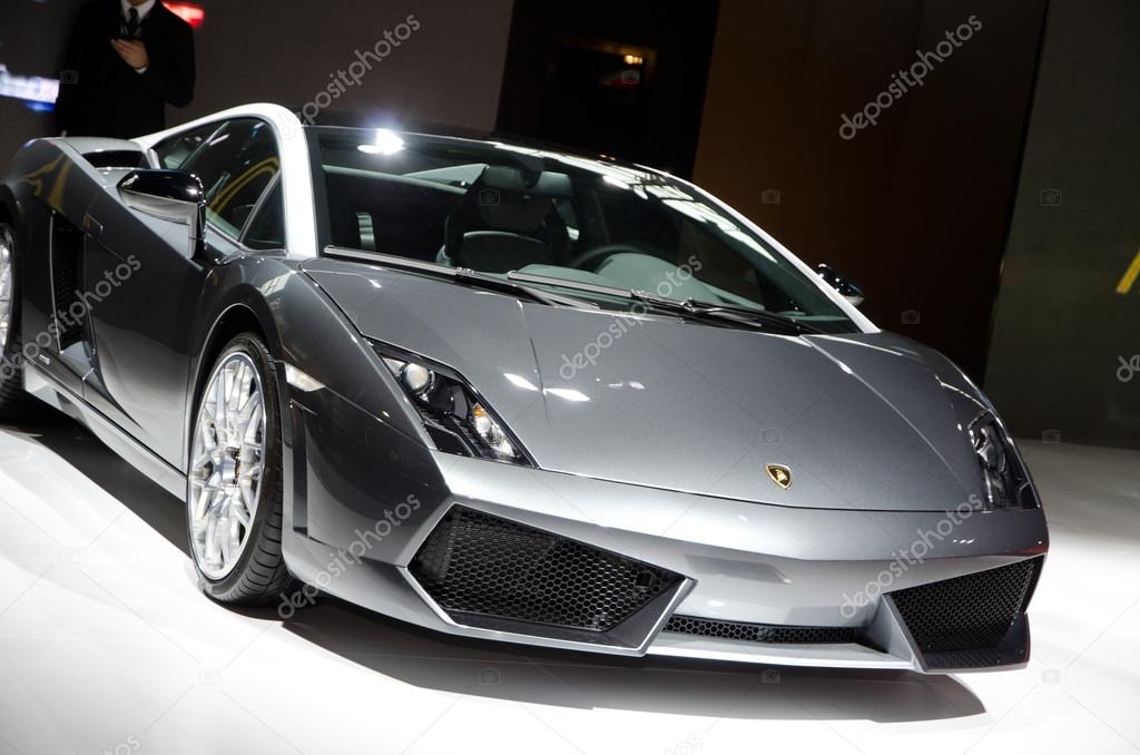 Lamborghini gallardo fotos de stock, imágenes de Lamborghini gallardo sin  royalties | Depositphotos