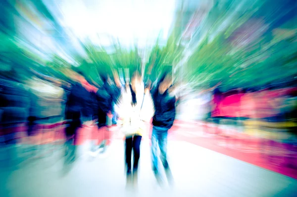 Città pedonale su strada — Foto Stock